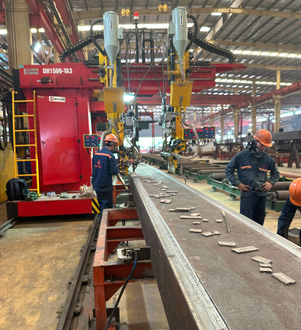 Cấu tạo máy hàn dầm