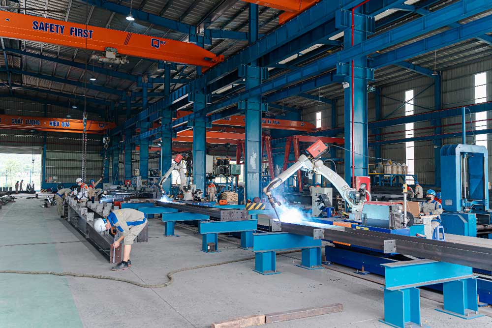 Robot hàn kết cấu thép là gì?